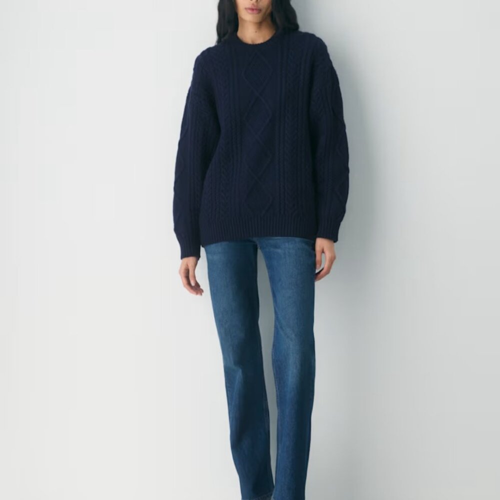 NWT Aritzia Heritage Merino Wool Crew Sweater Admiral XS - Picture 7 of 9